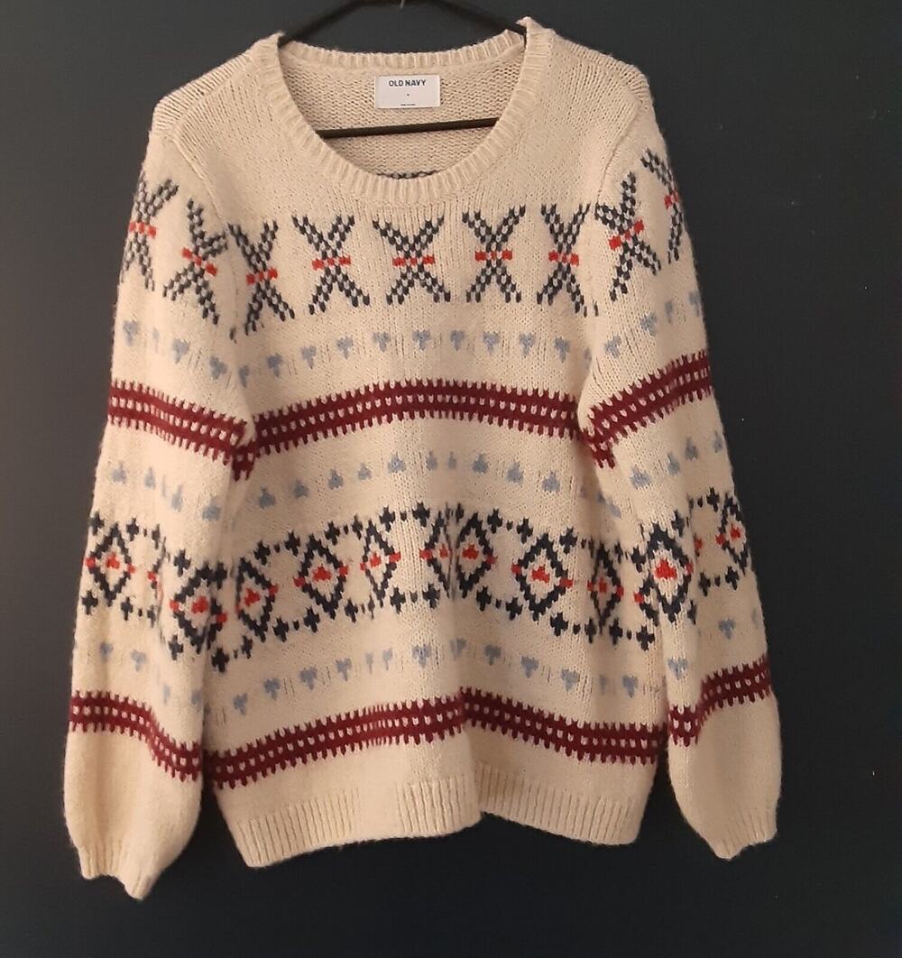 Old Navy Cable Knit Ski Sweater sz M Cozy Comfort Layer